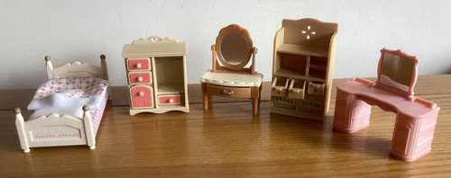 Sylvanian families epoch - families,