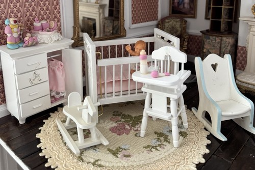 Dollshouse scale nursery - 1/12,